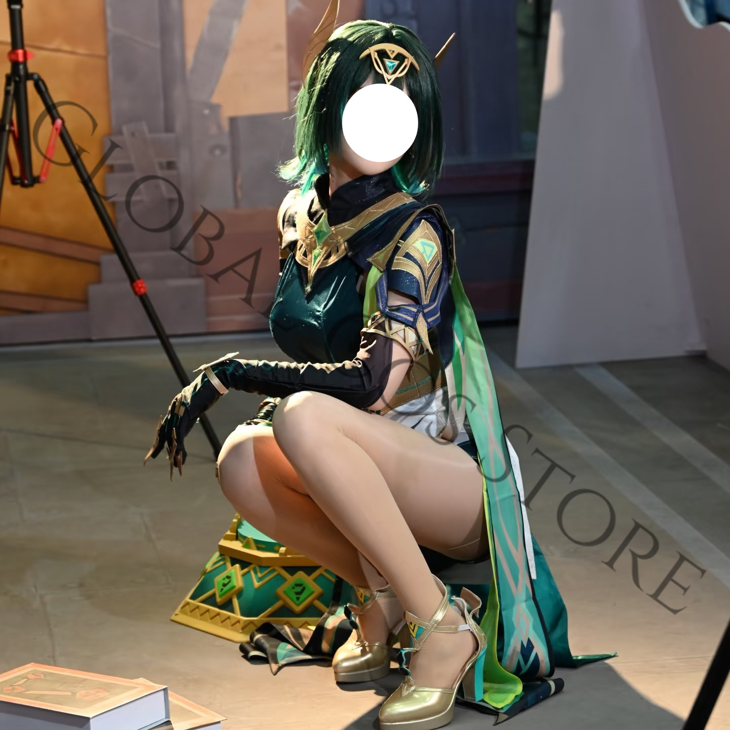 ネファー コスプレ衣装 フルセット グリーンケープ刺繍アクセ - Cosplay Wig Colored のレビューと価格